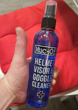 MUC-OFF 219 – Środek Do Czyszczenia Wizjerów I Gogli, 250ML